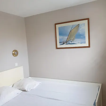 Ocean Piscine Et Ocean Apartment *